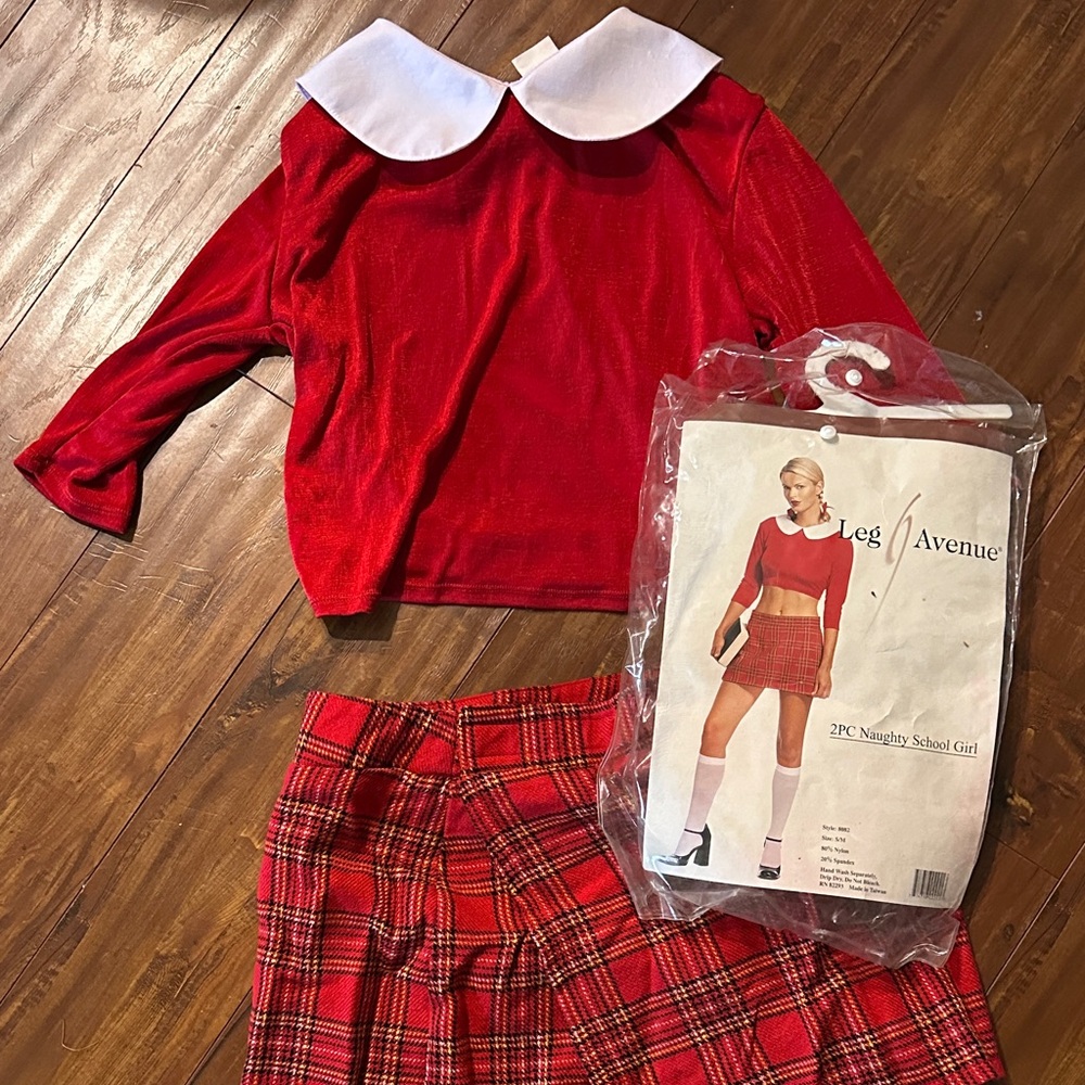 Leg Avenue Naughty Schoolgirl Costume Red Velour Plaid 2 Piece S/M Halloween